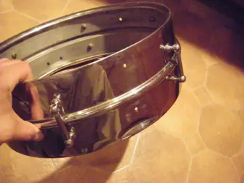 Need help IDing 1920s Snare Drum...