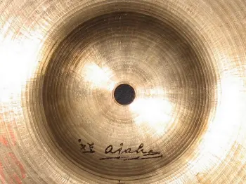 help me me id this cymbal?