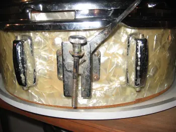 Funkiest snare strainer ever?
