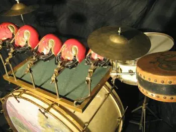 ANTIQUE drum / percussion platform? USA history!!!! What is it ??