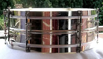 1920's Ludwig Shell Question