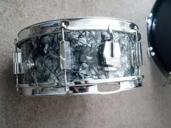 Pearl 60's kit? help me identify this baby!