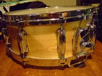 Slingerland 10-lug Maple Snare