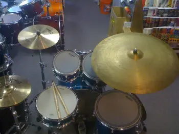 28&quot; Zildjian LA C/L!!