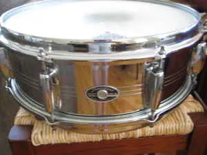 C/L-Brass Sling Snare