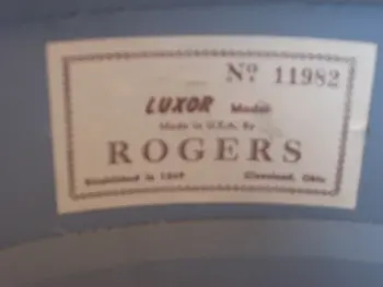 Red Sparkle Rogers Luxor Snare