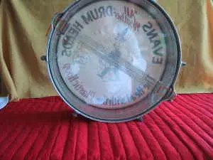 need help identifying this vintage snare, see pics