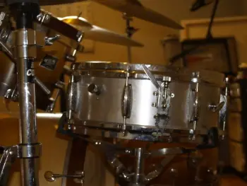 60's gretsch 4180 brushed aluminum snare, whats it worth?
