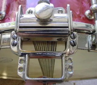 1932-34 Slingerland 8x14 (18 lug) walnut DuAll Model