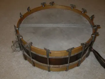 Novak snare drum