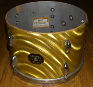 gretsch 8&quot;x12&quot; tom in GOLD SATIN FLAME! (missing mufflers, otherwise complete!)