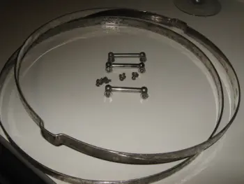 1930s  snare ... help with ID ??