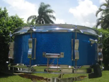 Ludwig Black Oyster Pearl    HELP  !!!