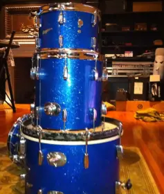 Just bought my first kit (1960 rogers holiday)