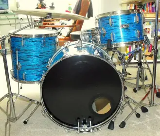 &quot;Help me indetify this Pearl kit&quot;