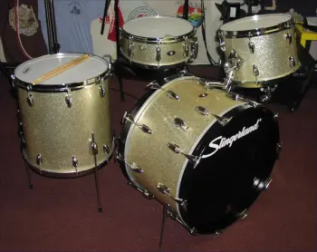 Did Slingerland use die cast hoops in 1961?