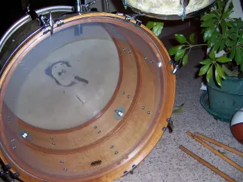 Can you paint the interior of Japanese sets to change the sound?