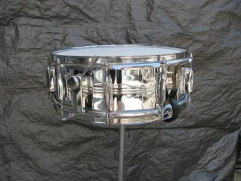 Pix of the Royal Star 10 lug snare