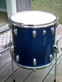 New to the site. Need help identifying Slingerland kit.