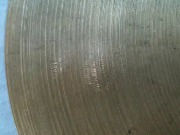 Interesting vintage cymbals...