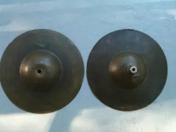 Interesting vintage cymbals...