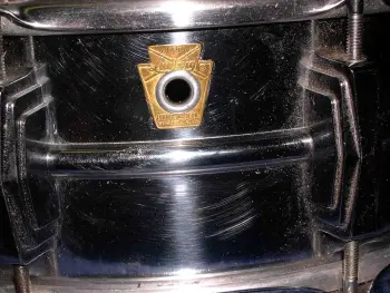 Identify Ludwig Snare Please