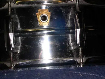 Identify Ludwig Snare Please