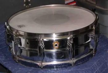 Identify Ludwig Snare Please