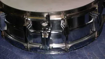 Identify Ludwig Snare Please