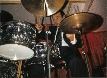 Need Help Identifying Vintage Drums