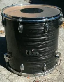 Beautiful vintage CROWN Kit need some info