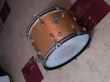 Gretsch RB gold sparkle bass drum and RB natural finish tom