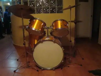 Majestic Drum Set
