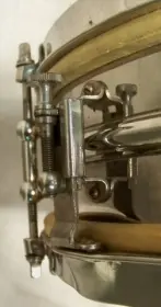 Ludwig 1920s Pioneer (338) or P84 strainer