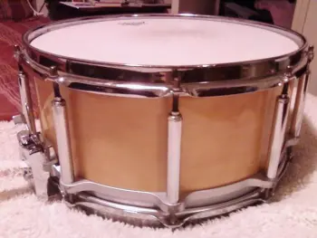 Pearl Maple Free Floating Snare Drum