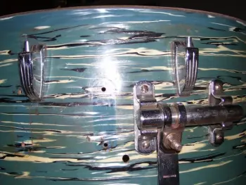 What Tom Mount Should Be Installed On This Ludwig Bass Drum?