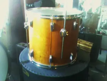 1970 ludwig 18&quot; floortom 3-ply maple !!!