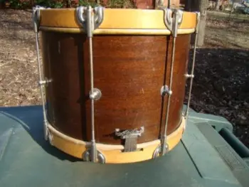 Slingerland Parade Drum Legion Heir?