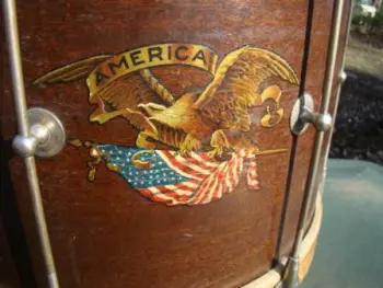 Slingerland Parade Drum Legion Heir?