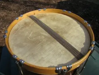 Slingerland Parade Drum Legion Heir?