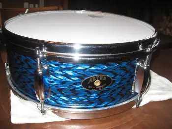 Astro blue onyx snare drum