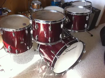 1st year Slingerland Sparkling Maroon Pearl Kit?