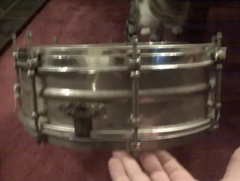 just bought a mysterious snare!  help me ID it!