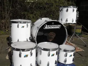 Vintage Ludwig kit...A little help please!..