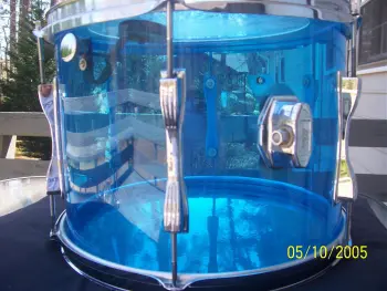 Blue Ludwig Vistalite tom 10x14