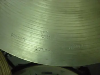 Is this Meinl cymbal?