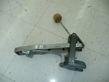 Bass drum pedal ID