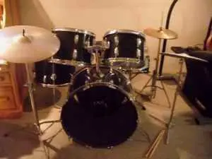 1979 Ludwig Black Cortex Kit