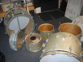 First restoration...a family heirloom...60's Ludwigs
