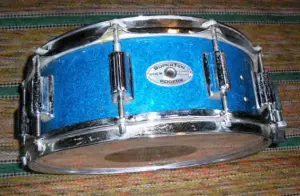 Need help with a Rogers Super Ten...maple?
